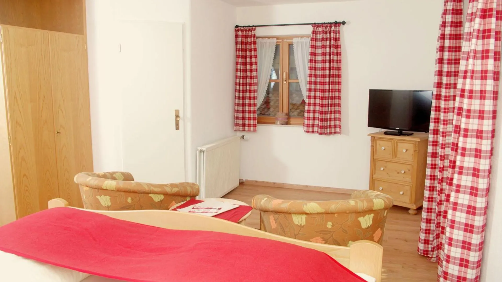 Haus Sonnenruh Apartment Mittenwald 0*,