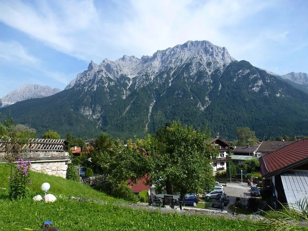 Haus Sonnenruh Apartment Mittenwald